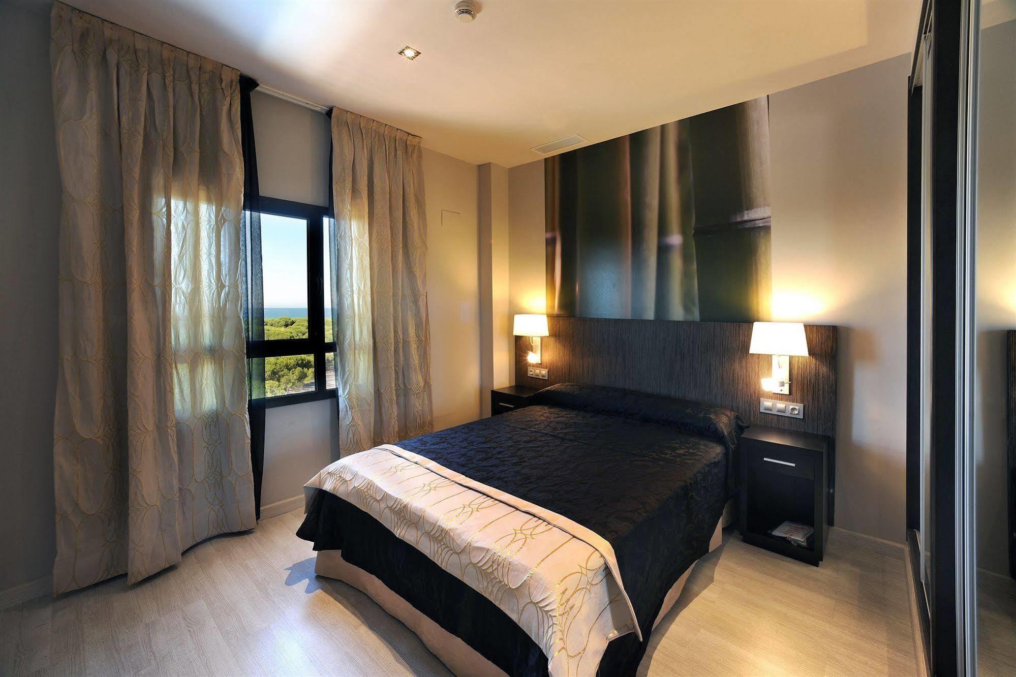 Leo Deluxe Punta Umbria (Adults Only)公寓 外观 照片